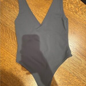 Aritzia grey V neck contour bodysuit